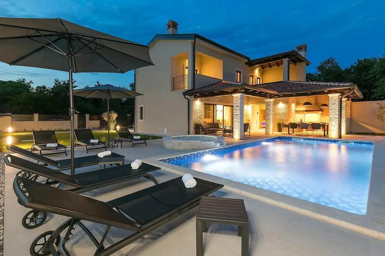 Villa Greenblue Porec 0*,  Croatia